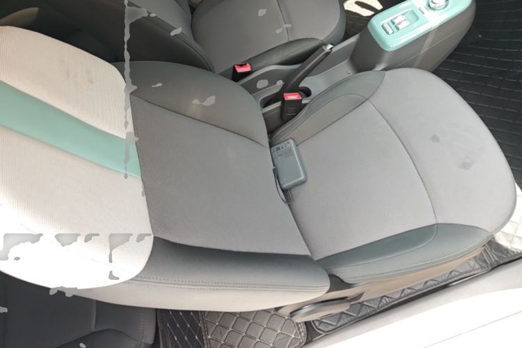 Used CHANGAN NEVO Lumin 2023 301km Honey Dew Edition Right Front Seat