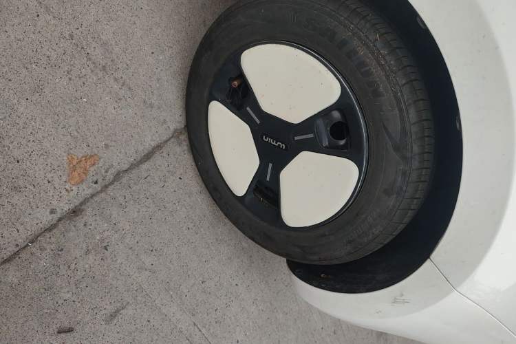 Used CHANGAN NEVO Lumin 2023 205km Xiangqin Version Right Front Wheel Hub