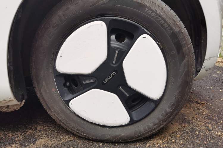 Used CHANGAN NEVO Lumin 2023 205km Xiangqin Version Right Front Wheel Hub