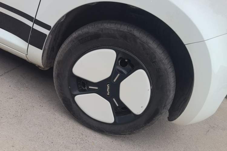 Used CHANGAN NEVO Lumin 2023 205km Xiangqin Version Right Front Wheel Hub