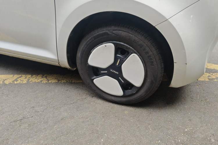 Used CHANGAN NEVO Lumin 2023 205km Xiangqin Version Right Front Wheel Hub