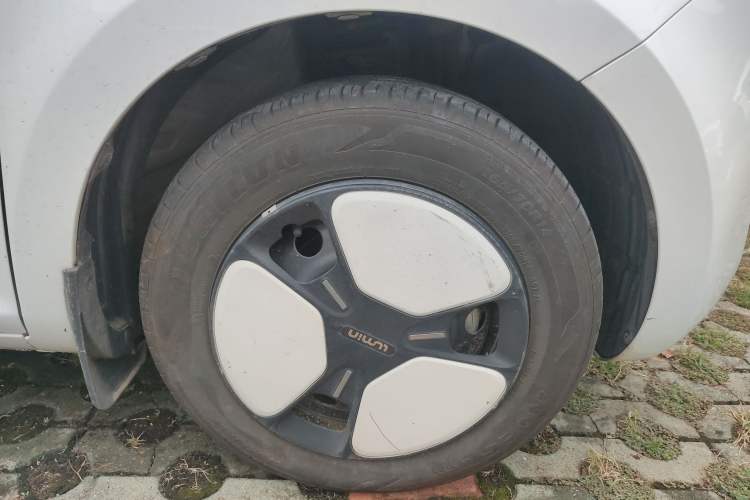 Used CHANGAN NEVO Lumin 2023 205km Xiangqin Version Right Front Wheel Hub