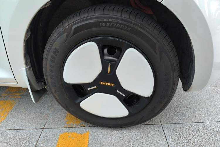 Used CHANGAN NEVO Lumin 2023 301km Honey Dew Edition Right Front Wheel Hub