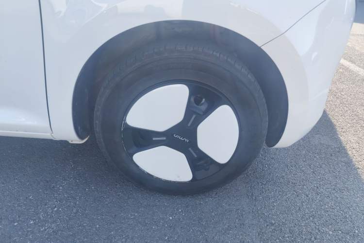 Used CHANGAN NEVO Lumin 2023 205km Xiangqin Version Right Front Wheel Hub
