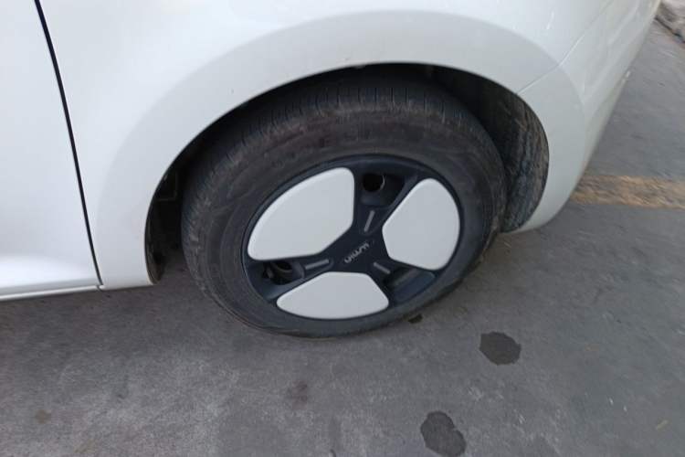 Used CHANGAN NEVO Lumin 2023 205km Xiangqin Version Right Front Wheel Hub