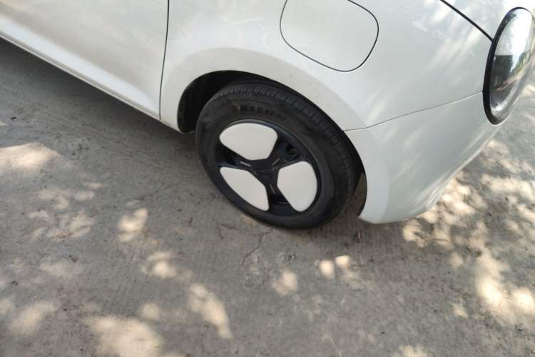 Used CHANGAN NEVO Lumin 2023 301km Honey Dew Edition Right Front Wheel Hub