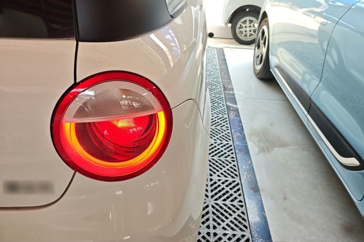 Used CHANGAN NEVO Lumin 2023 301km Honey Dew Edition Right Rear Taillight