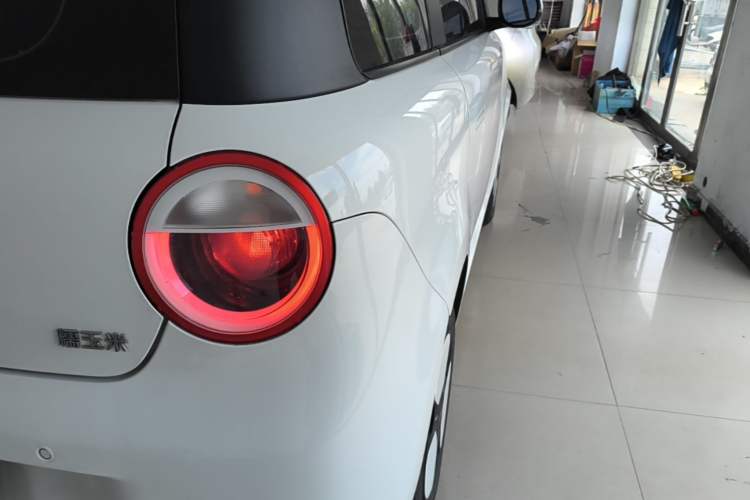 Used CHANGAN NEVO Lumin 2023 205km Xiangqin Version Right Rear Taillight