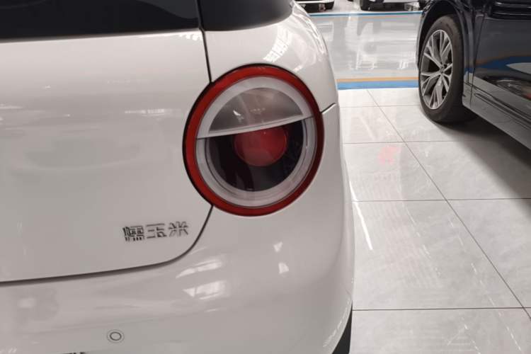 Used CHANGAN NEVO Lumin 2023 205km Xiangqin Version Right Rear Taillight