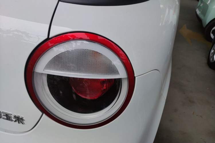 Used CHANGAN NEVO Lumin 2023 301km Honey Dew Edition Right Rear Taillight