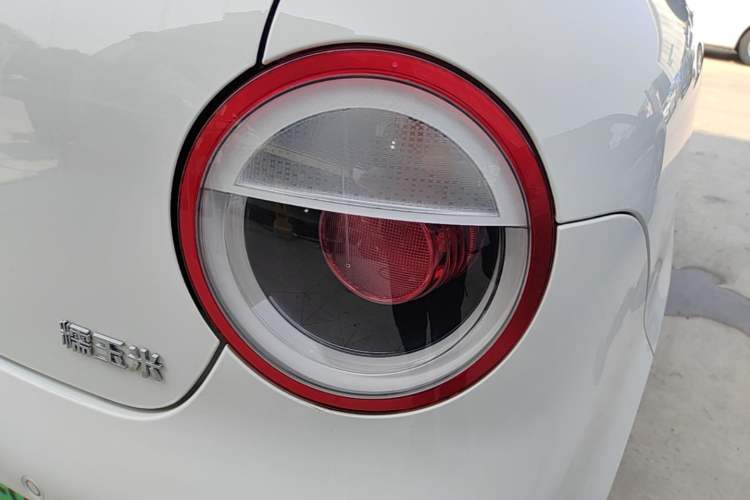 Used CHANGAN NEVO Lumin 2023 205km Xiangqin Version Right Rear Taillight