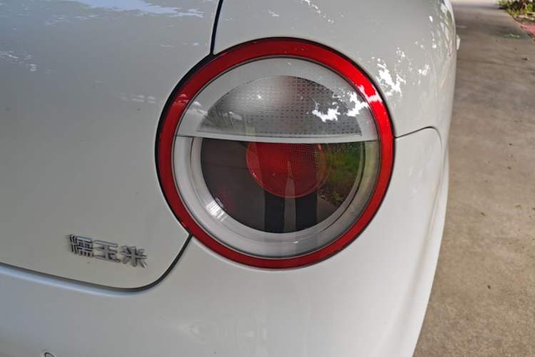 Used CHANGAN NEVO Lumin 2023 205km Xiangqin Version Right Rear Taillight