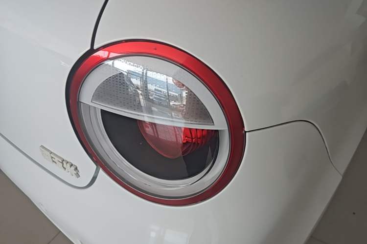 Used CHANGAN NEVO Lumin 2023 205km Xiangqin Version Right Rear Taillight