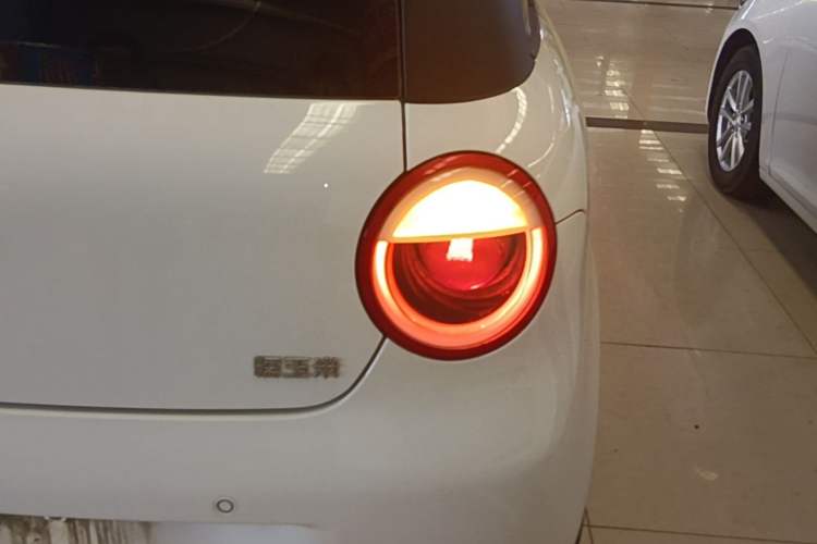Used CHANGAN NEVO Lumin 2023 205km Xiangqin Version Right Rear Taillight