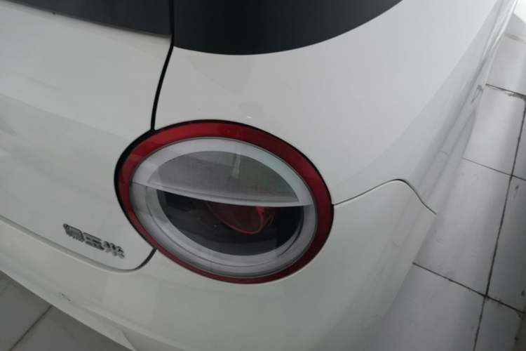 Used CHANGAN NEVO Lumin 2023 205km Xiangqin Version Right Rear Taillight