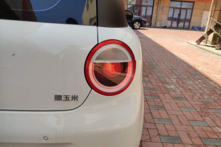 Used CHANGAN NEVO Lumin 2023 205km Xiangqin Version Right Rear Taillight