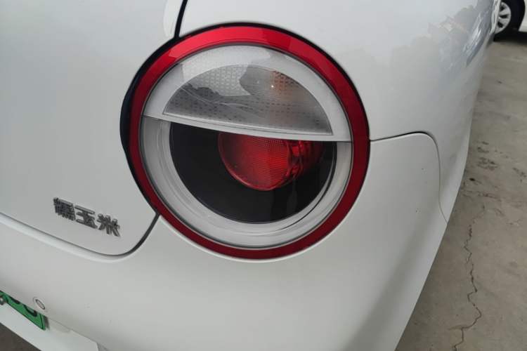 Used CHANGAN NEVO Lumin 2023 205km Xiangqin Version Right Rear Taillight