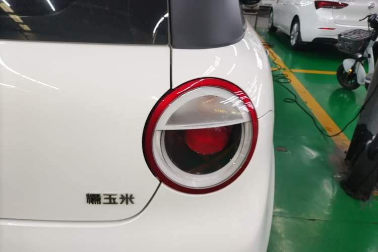 Used CHANGAN NEVO Lumin 2023 205km Xiangqin Version Right Rear Taillight