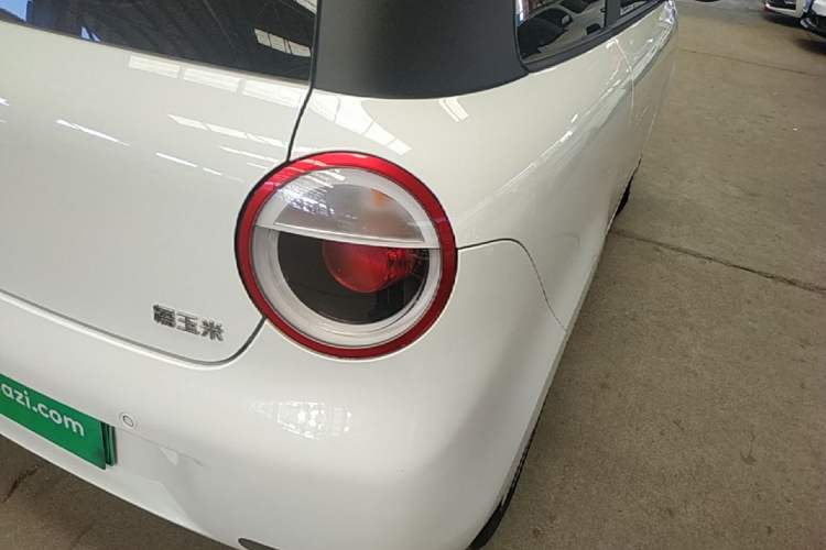 Used CHANGAN NEVO Lumin 2023 205km Xiangqin Version Right Rear Taillight
