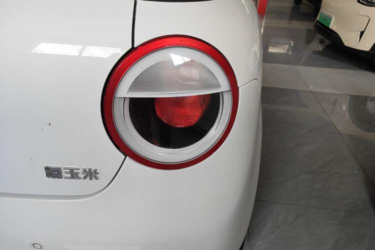 Used CHANGAN NEVO Lumin 2023 205km Xiangqin Version Right Rear Taillight