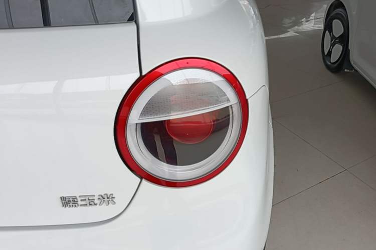 Used CHANGAN NEVO Lumin 2023 205km Xiangqin Version Right Rear Taillight