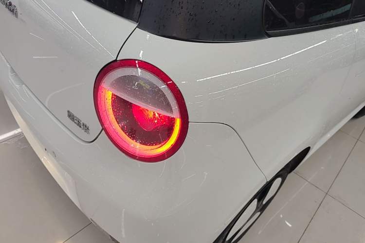 Used CHANGAN NEVO Lumin 2023 205km Xiangqin Version Right Rear Taillight