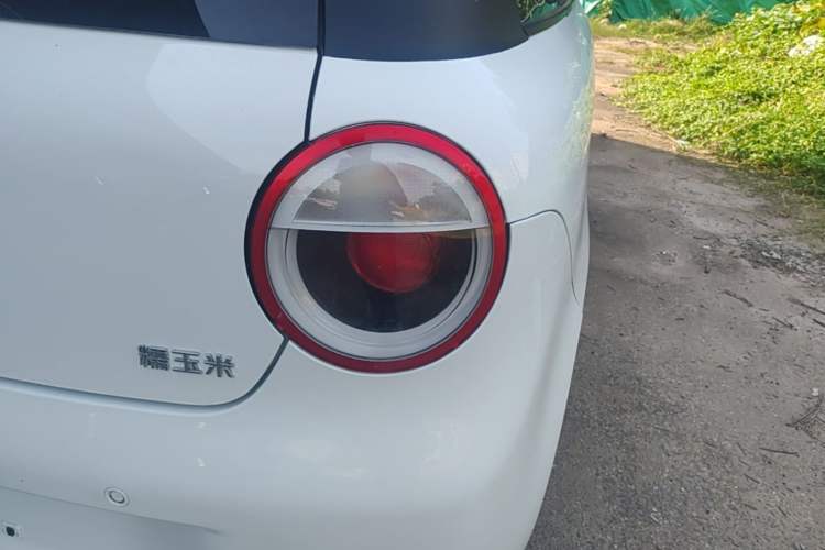 Used CHANGAN NEVO Lumin 2023 301km Honey Dew Edition Right Rear Taillight