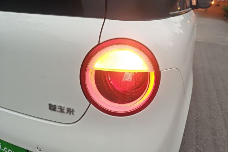 Used CHANGAN NEVO Lumin 2023 205km Xiangqin Version Right Rear Taillight