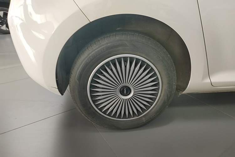 Used CHANGAN NEVO Lumin 2023 301km Honey Dew Edition Right Rear Wheel Hub