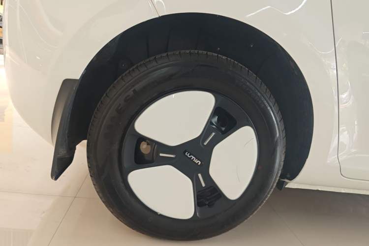 Used CHANGAN NEVO Lumin 2023 301km Honey Dew Edition Right Rear Wheel Hub