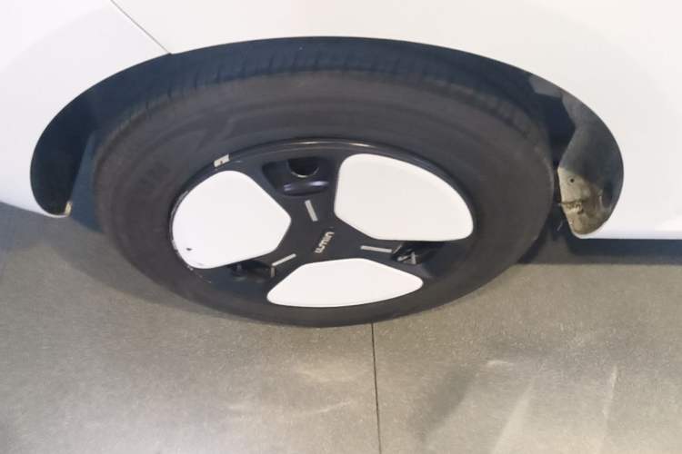 Used CHANGAN NEVO Lumin 2023 301km Honey Dew Edition Right Rear Wheel Hub