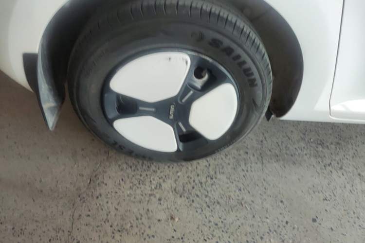 Used CHANGAN NEVO Lumin 2023 301km Honey Dew Edition Right Rear Wheel Hub