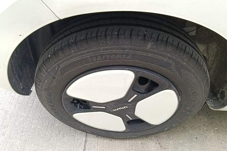 Used CHANGAN NEVO Lumin 2023 301km Honey Dew Edition Right Rear Wheel Hub