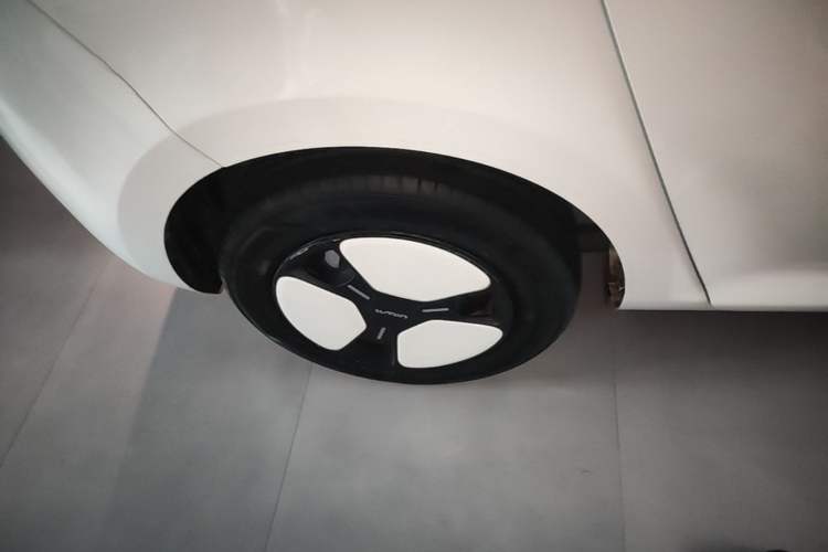Used CHANGAN NEVO Lumin 2023 301km Honey Dew Edition Right Rear Wheel Hub