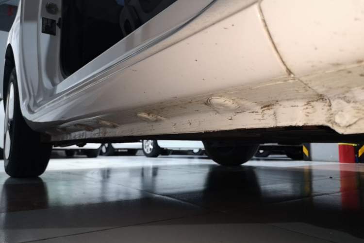 Used CHANGAN NEVO Lumin 2023 205km Xiangqin Version Right Side Sill