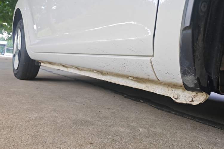 Used CHANGAN NEVO Lumin 2023 205km Xiangqin Version Right Side Sill