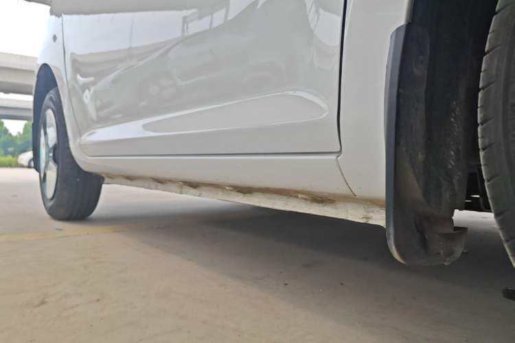 Used CHANGAN NEVO Lumin 2023 205km Xiangqin Version Right Side Sill
