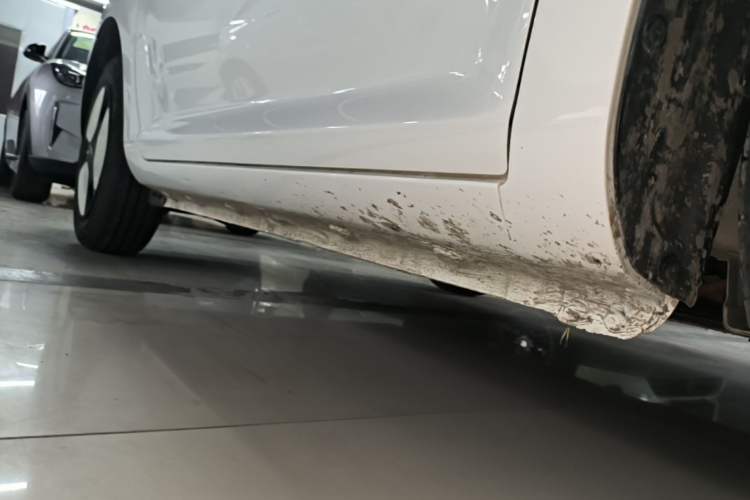 Used CHANGAN NEVO Lumin 2023 205km Xiangqin Version Right Side Sill