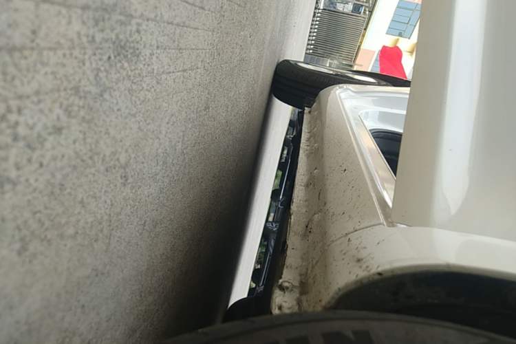 Used CHANGAN NEVO Lumin 2023 301km Honey Dew Edition Right Side Sill