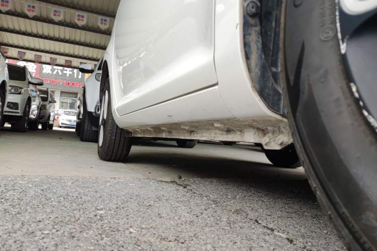 Used CHANGAN NEVO Lumin 2023 205km Xiangqin Version Right Side Sill