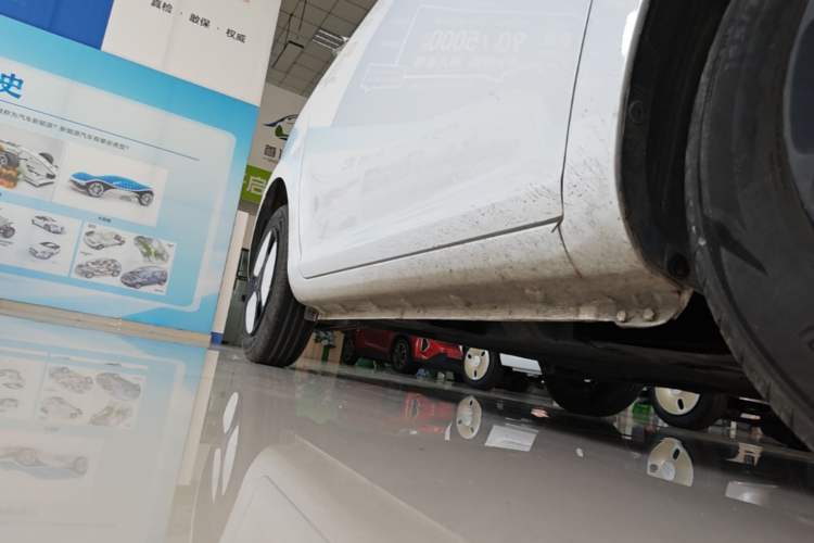 Used CHANGAN NEVO Lumin 2023 205km Xiangqin Version Right Side Sill
