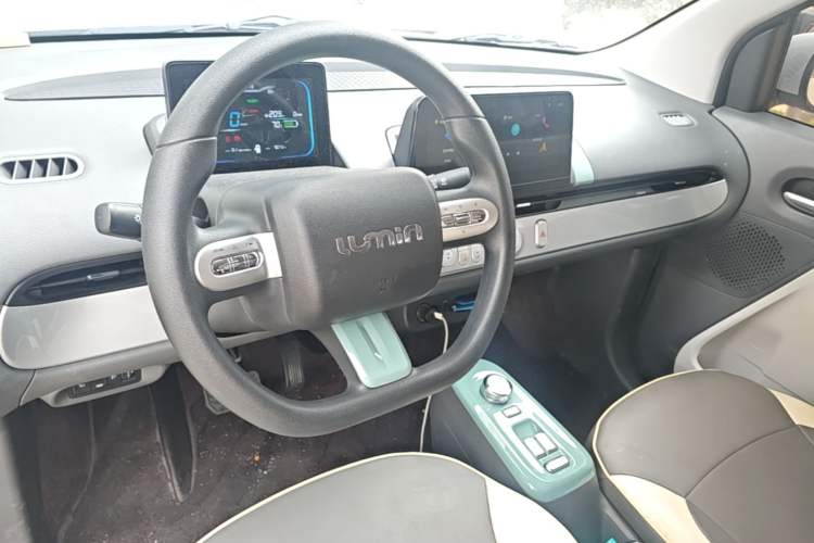 Used CHANGAN NEVO Lumin 2023 301km Honey Dew Edition Steering Wheel