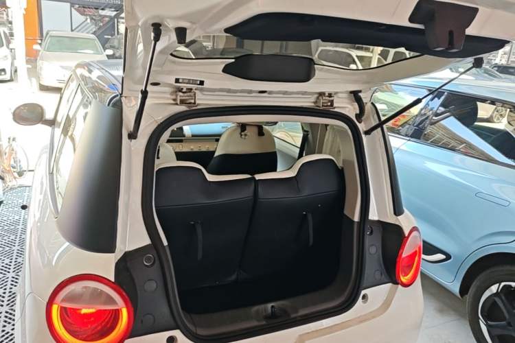 Used CHANGAN NEVO Lumin 2023 301km Honey Dew Edition Trunk