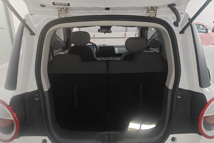 Used CHANGAN NEVO Lumin 2023 205km Xiangqin Version Trunk
