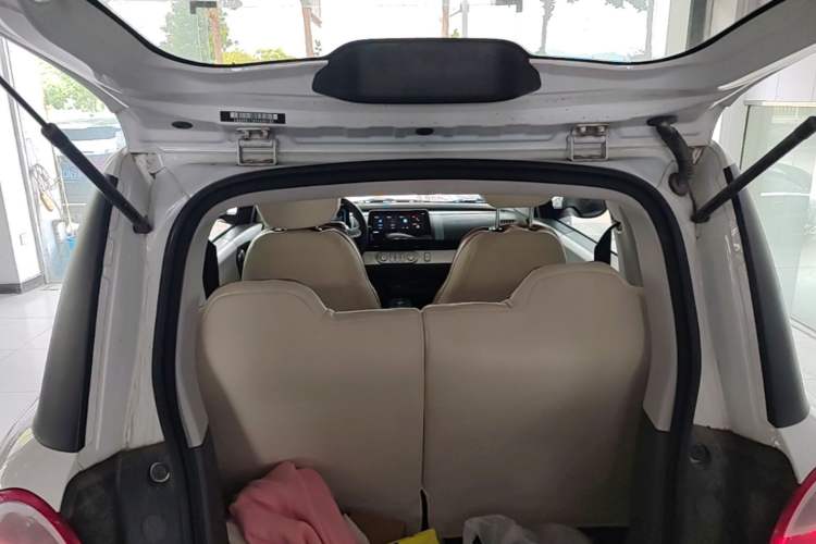 Used CHANGAN NEVO Lumin 2023 205km Xiangqin Version Trunk