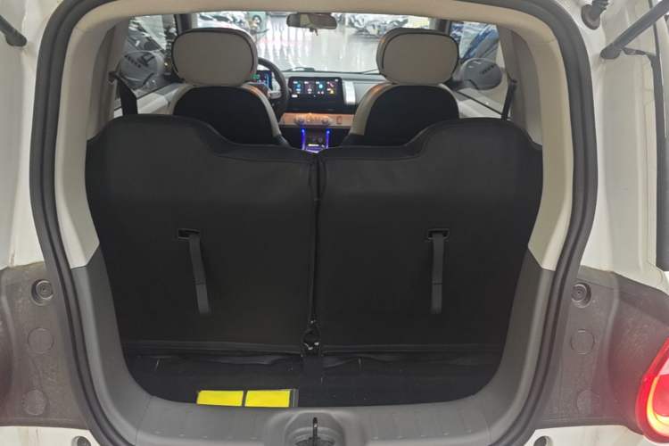 Used CHANGAN NEVO Lumin 2023 205km Xiangqin Version Trunk