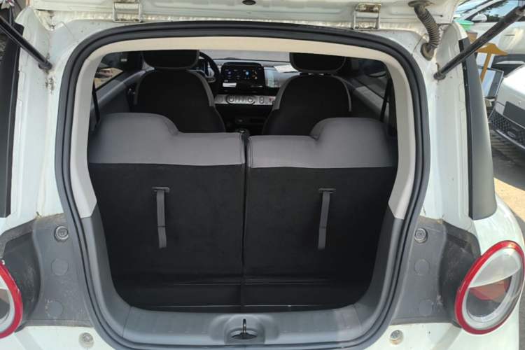 Used CHANGAN NEVO Lumin 2023 301km Honey Dew Edition Trunk
