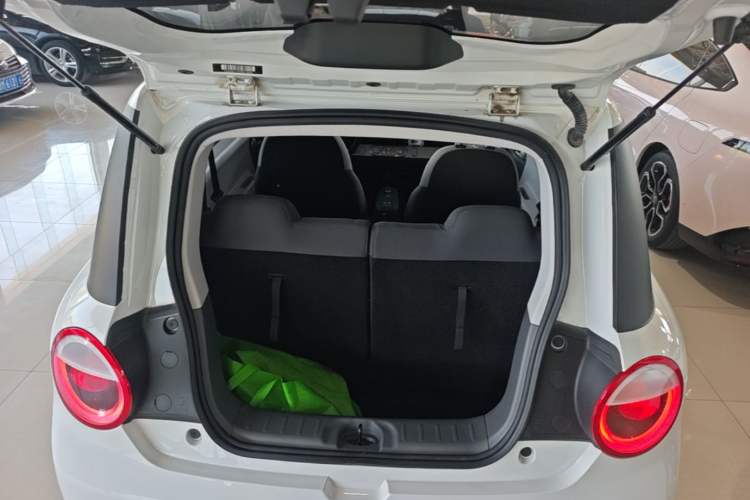 Used CHANGAN NEVO Lumin 2023 205km Xiangqin Version Trunk