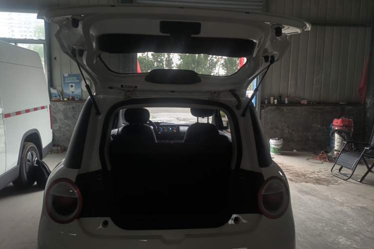 Used CHANGAN NEVO Lumin 2023 301km Honey Dew Edition Trunk