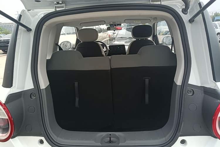 Used CHANGAN NEVO Lumin 2023 205km Xiangqin Version Trunk